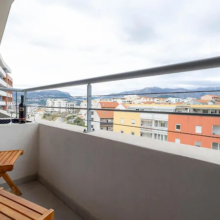 Fila Apartament Split